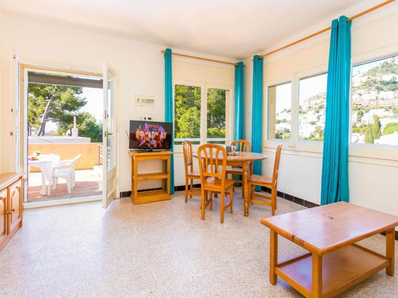Apartment Velazquez-1 By Interhome Roses Ngoại thất bức ảnh